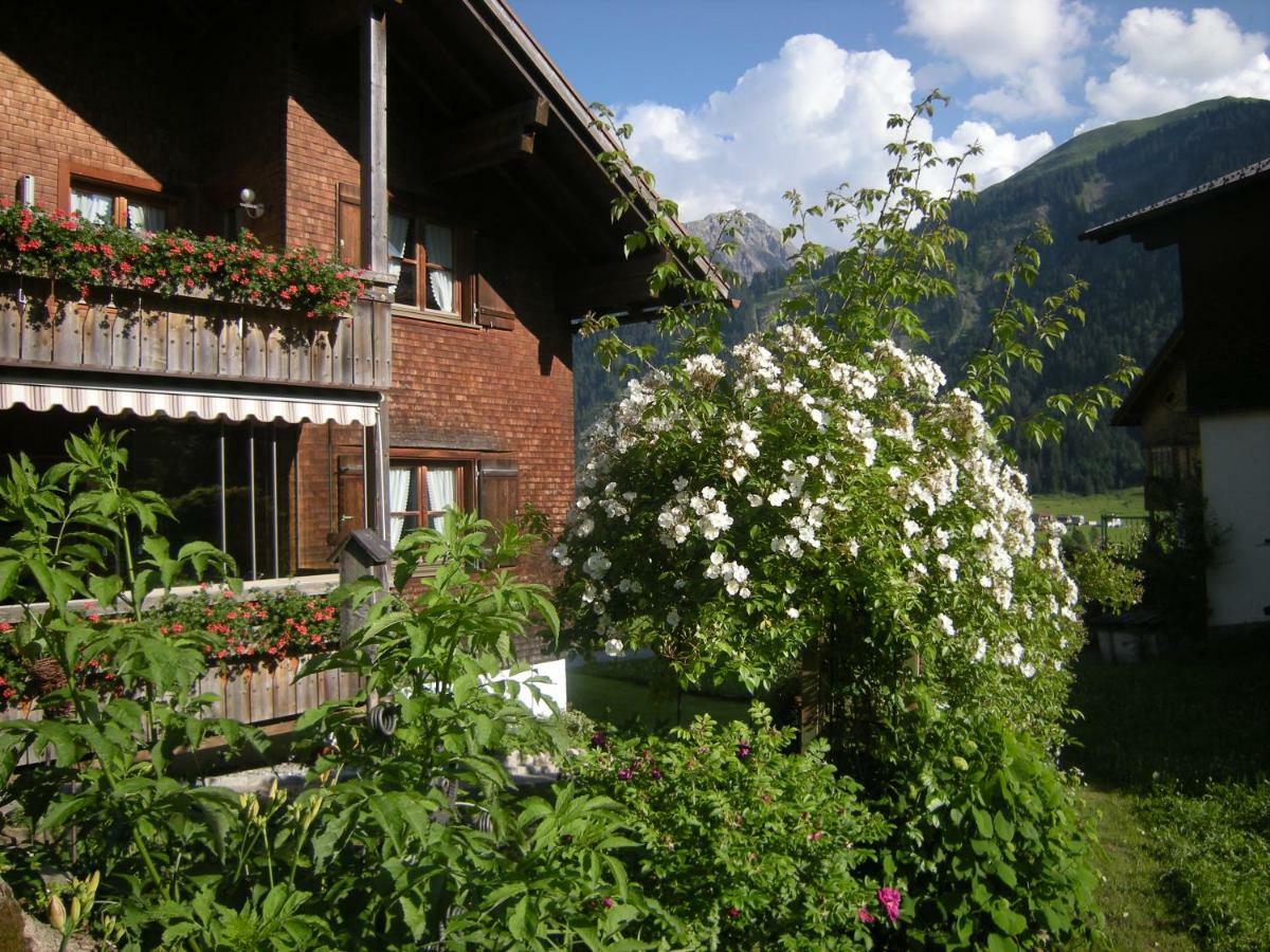 Appartements Karin Mitten Im Gruenen شوبرناو المظهر الخارجي الصورة